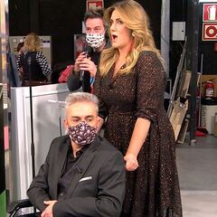 El motivo por el que Kiko Hernández ha acudido a 'Sálvame' en silla de ruedas