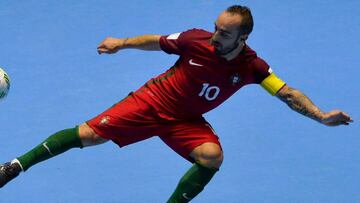 Imparable Ricardinho: hat-trick y Portugal pasa primera de grupo