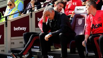 Los jugadores del United creen que echar¨¢n a Mou esta semana