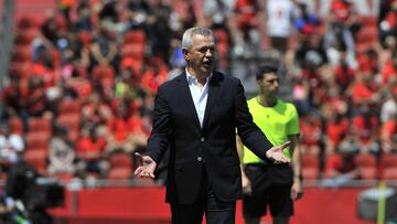 El t&eacute;cnico del Mallorca Javier Aguirre durante el partido contra el Granada en LaLiga Santander.