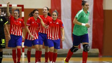 Marta Pelegrín celebra un gol con el Futsi Atlético.