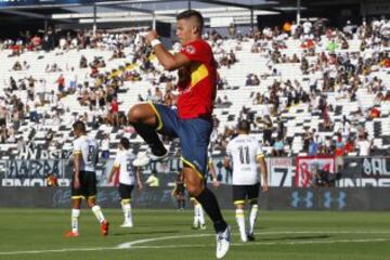 FÃºtbol, Colo Colo v UniÃ³n EspaÃ±ola.
Primera fecha, Campeonato de Clausura 2016.
El jugador de UniÃ³n EspaÃ±ola, Diego Churin , celebra su gol contra Colo Colo durante el partido de primera divisiÃ³n en el estadio Monumental de Santiago, Chile.
16/01/2016
Marcelo Hernandez/Photosport******

Football, Colo Colo v Union Espanola.
First date, Clousure Championship 2016.
UniÃ³n EspaÃ±ola's player, Diego Churin  celebrates his goal against Colo Colo during the first division football match at the Monumental stadium in Santiago, Chile.
16/01/2016
Marcelo Hernandez/Photosport