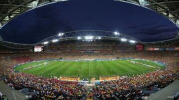 Fue construido para los Juegos Olímpicos del 2000 en Australia. Tiene capacidad para 83,500 espectadores.