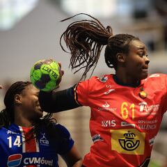 Las Guerreras arrollan a Cabo Verde en Portugal