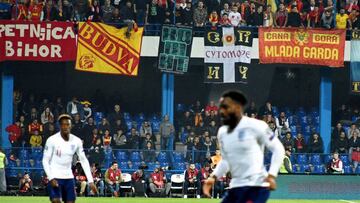 Expediente de la UEFA a Montenegro por los cánticos racistas al inglés Danny Rose