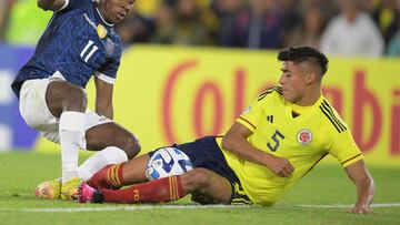 Kevin Mantilla en un partido de la Selección Colombia en el Sudamericano Sub 20.