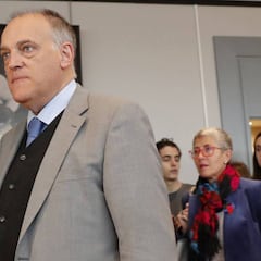 LaLiga se plantea jugar los domingos a las 14:00 y abrir el lunes a todos