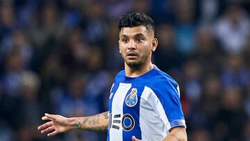 El futbolista mexicano de Los Dragones consiguió el doblete en Portugal y se afianzó como hombre clave para su equipo. Es latente cambiar de equipo para la siguiente temporada.