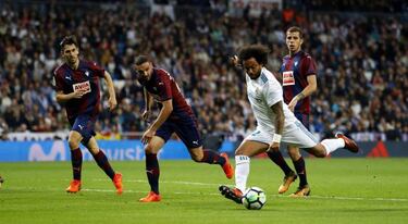 Benzema's part in THAT Marcelo goal...
