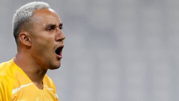 El portero costarricense añadió otro título más a su ya repleta vitrina. No obstante, se estrenó en trofeos coperos. Este es su segundo título con el PSG.