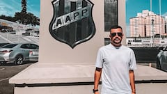 “A los chilenos, nos cuesta salir del país y yo encontré un nicho en Bolivia; llevo tres años dirigiendo”