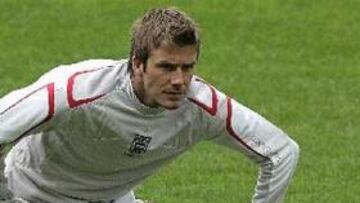 <b>BECKHAM SE SIENTE A GUSTO EN EL REAL MADRID.</b> El inglés ha expresado lo bien que está en Madrid. Además espera llegar lejos con su selección.