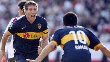 Palermo y Riquelme celebran un gol con Boca Juniors.