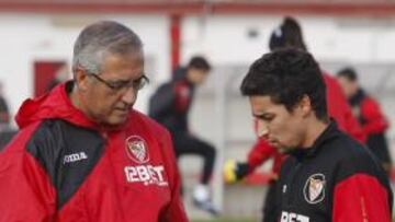 Jesús Navas se resiente de su lesión en el tobillo