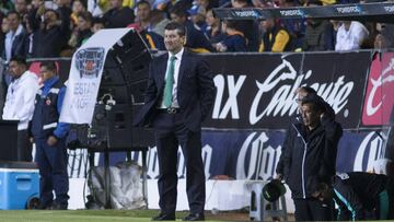 El cuadro lagunero considera que el árbitro del partido de esta tarde terminó por perjudicarlos tras la expulsión de Diego de Buen.