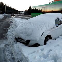 Cómo arrancar un coche frío: temperatura, anticongelante, batería, aceite...