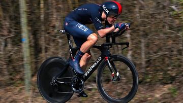 Hat-trick de Ineos en el prólogo