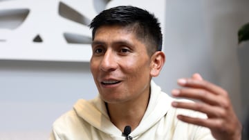 AME231. CIUDAD DE GUATEMALA (GUATEMALA), 23/11/2024.- El ciclista colombiano Nairo Quintana habla durante una entrevista con EFE el 21 de noviembre de 2024 en Ciudad de Guatemala (Guatemala). Quintana asegura que los gobiernos y la empresa privada deben meterse la mano al bolsillo para cambiar el estilo de vida de los jóvenes de América Latina y redireccionar la realidad del ciclismo de la región. EFE/Fernando Ruiz