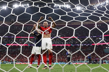 La selección francesa celebra la victoria y la clasificación para la final del Mundial. En la imagen, Kylian Mbappé.