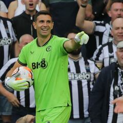 El ‘Dibu’ Martínez ‘se come’ a Inglaterra