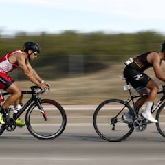 Álvaro Basagoiti y Leticia Menéndez, vencedores del Du Road Navalcarnero