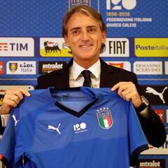 Mancini: "Quiero devolver a Italia a la cumbre del fútbol"