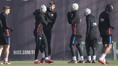 El Barcelona entrena con la mente puesta en el Real Madrid