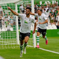 El Elche puja fuerte por Andrés Martín