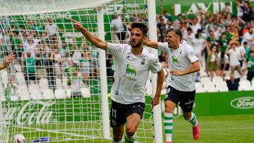 Los fichajes siguen sumando. Arana debutó con gol en el Martínez Valero y en esta ocasión Andrés Martín, en su primera titularidad, decantó el Racing - Amorebieta.