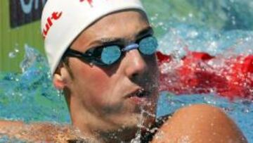Rafael Muñoz bate el récord del Mundial en 50 mariposa y pasa primero