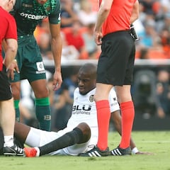 Kondogbia se resiente de su lesión y cae al cuarto de hora