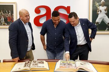 Ronaldo Nazário visita la redacción de Diario As