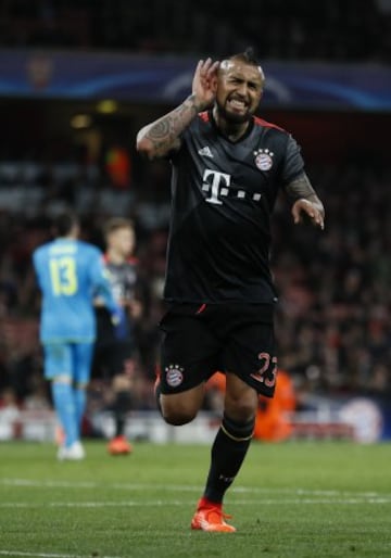 El show de Vidal en la goleada del Bayern sobre Arsenal