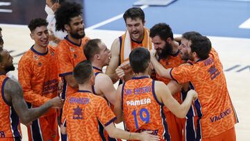 20/11/20 BALONCESTO BASKET
EUROLIGA EUROLEAGUE REGULAR SEASON ROUND 10
VALENCIA BASKET - MACCABI PLAYTIKA TEL AVIV
ALEGRIA GRUPO FIN DE PARTIDO
PREPELIC DUBLJEVIC VAN ROSSOM