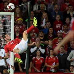 Si mete esta chilena Bale se cae el planeta: plasticidad perfecta