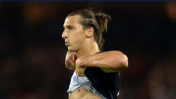 Ibrahimovic: "El PSG tiene la mejor delantera del mundo"