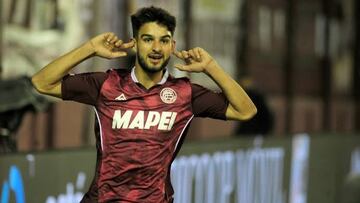 Lanús traspasa a José López