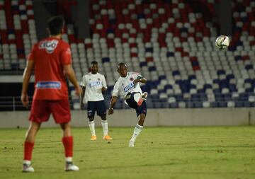 Los dirigidos por Reinaldo Rueda continúan su preparación para el juego vs Honduras y disputaron dos partidos amistosos en el Romelio Martínez.