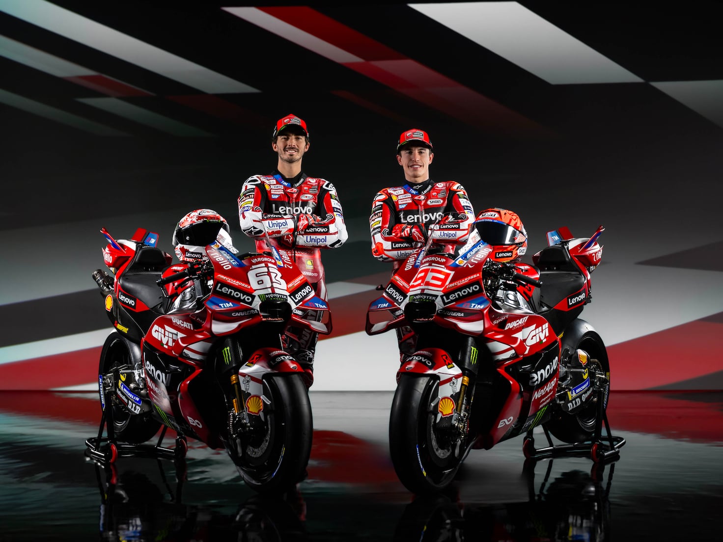 Resumen de la Presentación de Ducati: Márquez y Bagnaia revelan sus motos para 2026 - AS.com