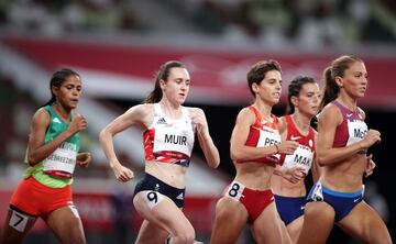 Marta Pérez durante la final femenina de 1.500 metros durante los Juegos Olímpicos de Tokio 2020