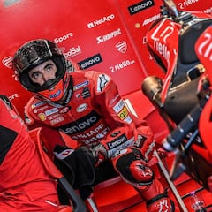 Bagnaia: "Todo me sale fácil y me da igual seco o mojado"