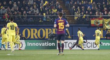 ??MARCA COUTINHO!! ?Recibi¨® Malcom en la banda a la espalda de la defensa, encar¨® en velocidad hacia el ¨¢rea y centr¨® perfecto raso para que el brasile?o solo tuviera que empujarla en el ¨¢rea peque?a!