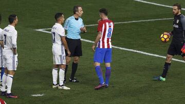 David Fernández Borbalán pitará el Atlético de Madrid - Real Madrid.