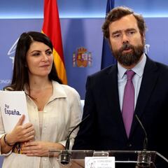 Olona da un aviso a Espinosa de los Monteros tras su marcha de VOX