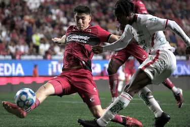 Ni en Chivas, ni en Boca, ni en Necaxa. ¡Gago no da resultados!