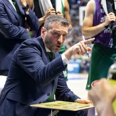 Navarro se queja del arbitraje: “Nuestra camiseta aguanta tirones”