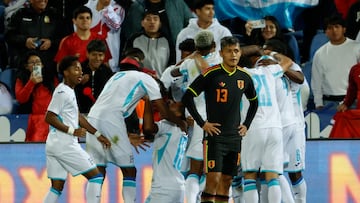 Empate épico en el debut de Molina