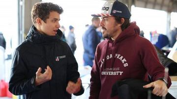 Lando Norris junto a Fernando Alonso.