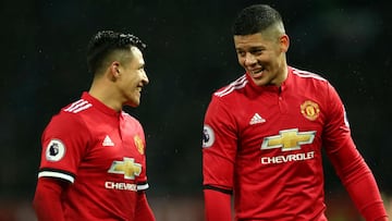 Marcos Rojo renews with Manchester United until 2021