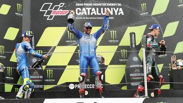 Podios de Mir y Rins en la tercera victoria de Quartararo.